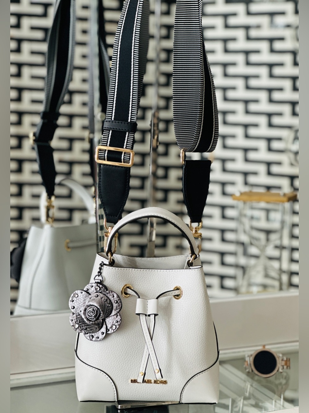 Michael Kors White Pebbled
Leather Bucket Bag